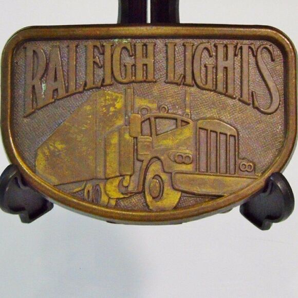 Vintage Trucker Buckle Raleigh Lights Big Rig - Picture 3 of 4